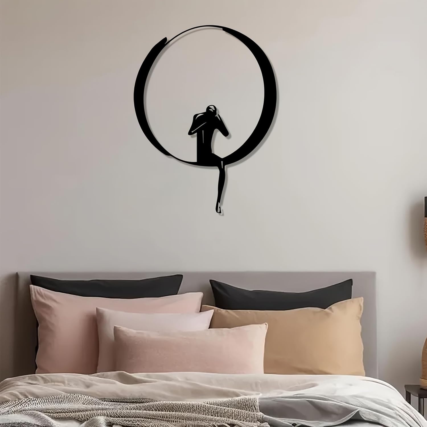 Vintage Iron Wall Art Statue, Circular Frame Design, Mural for Living Room, Wedding, Bar & Lounge - Artistic Indoor Decor with Sturdy Construction, Home & Wedding Decoration(16in/40cm)